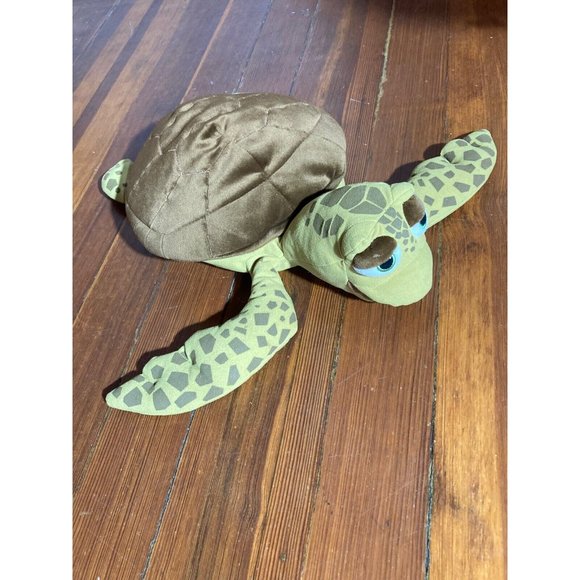 Disney Store Authentic Sea Turtle Finding Nemo Stuffed Animal Toy Plush 19" - Picture 1 of 7